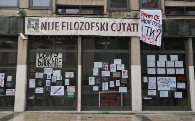 Az egyetemi tanárok fizetését is csökkentette az állam