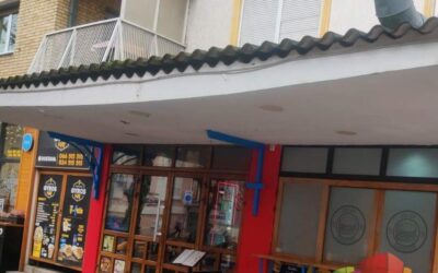 Veszélyessé válhatott egy előtető Szabadka központjában