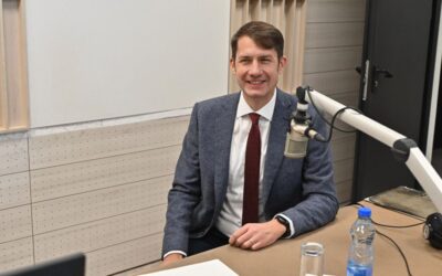 Pásztor: Csak a polgárok töredéke tüntet