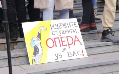 „Az integetés a piros kesztyűvel már nem elég”