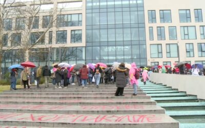 Véget ért a köztévék blokádja