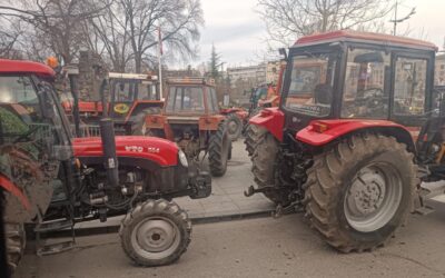 Nem mennek el a Pionír parkból a „tanulni akaró egyetemisták”