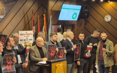 Vita nélkül fogadtak el minden napirendi pontot Újvidéken Az ülés végén összevesztek a polgármesterrel az ellenzéki képviselők