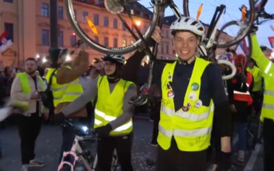Megérkeztek Münchenbe a bicikliző egyetemisták
