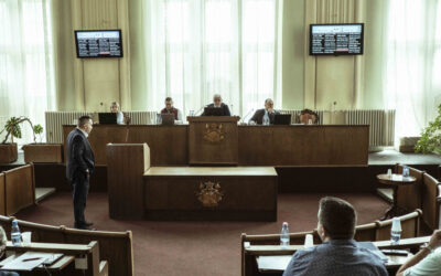 Jovanović hat képviselőt szólított fel lemondásra A képviselők elfogadták a jövő évi költségvetést