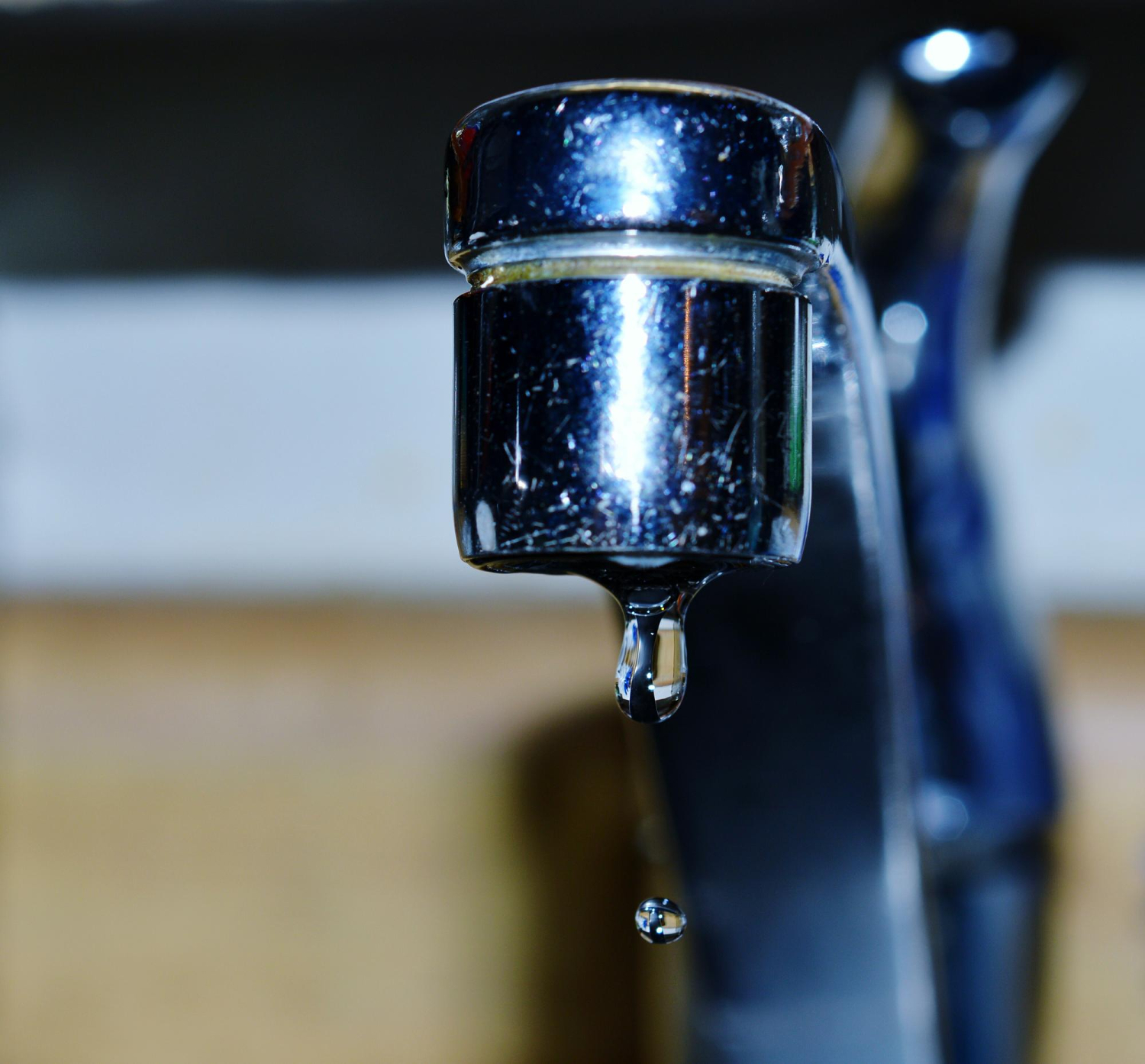 Vízkőgátlás vs. vízlágyítás? Nem ugyanaz, sokan mégis összekeverik (Fotó: Freepik)