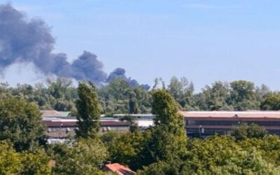 Hatalmas tűz van Káty és Tiszakálmánfalva között