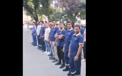 Kínai és bangladesi vendégmunkások a blokádok elleni tüntetéseken