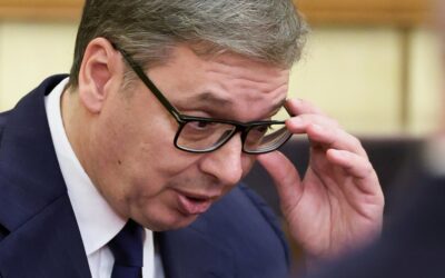 Vučić őrjöng, személyesen tesz feljelentést a Vezérkar épülete elleni „hajsza” miatt