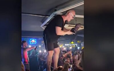 Banja Luka polgármestere kitiltotta Desingericát a városból, aki meghívja fellépni, büntetést kap