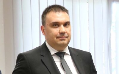 Leváltották tisztségéből a hírszerzés egyik kétes hírű vezetőjét