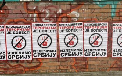 Kihelyezni lehetett, de levenni nem engedték a gyűlöletkeltő plakátokat Újvidéken