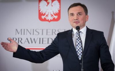 Magyar beiktatása után a körözött lengyel exminiszter Amerikába menekült
