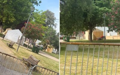 Faházakat építenek a sátrak mellé Ćacilendben