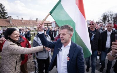 Nyilvános lett Magyar Péter vagyonnyilatkozata is Hatvan milliós megtakarítás, hétmillió forint készpénz