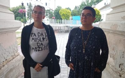 Éhségsztrájkba kezd két óbecsei édesanya