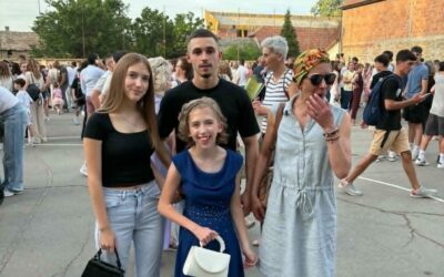 Jótékonysági bazár Óbecsén Anna és Ildikó megsegítésére