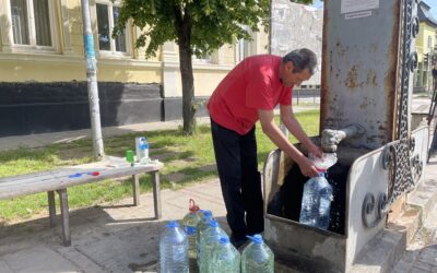 Aki iszik az óbecsei sárga vízből, biztosan visszatér még ide Még kapható a Családi Kör júliusi száma – lapszemlénk következik