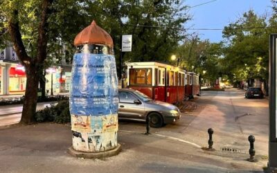 Rekordidő alatt eltávolították a Vajdasági Magyar Újrakezdés összes plakátját Szabadkán