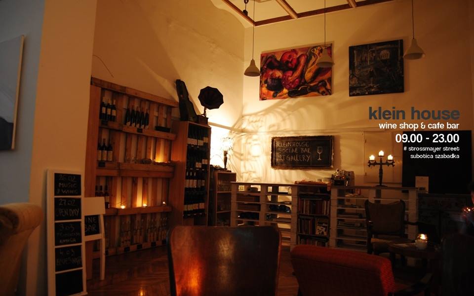 Kosztümvarázs és könyvbemutató a Klein house-ban