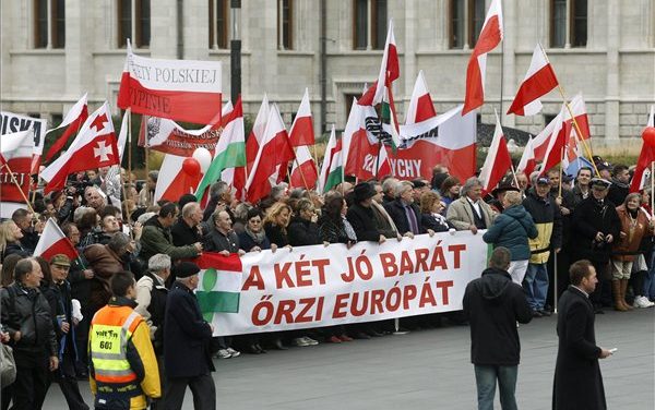 Ötvenhat, egy ünnepnap két arca