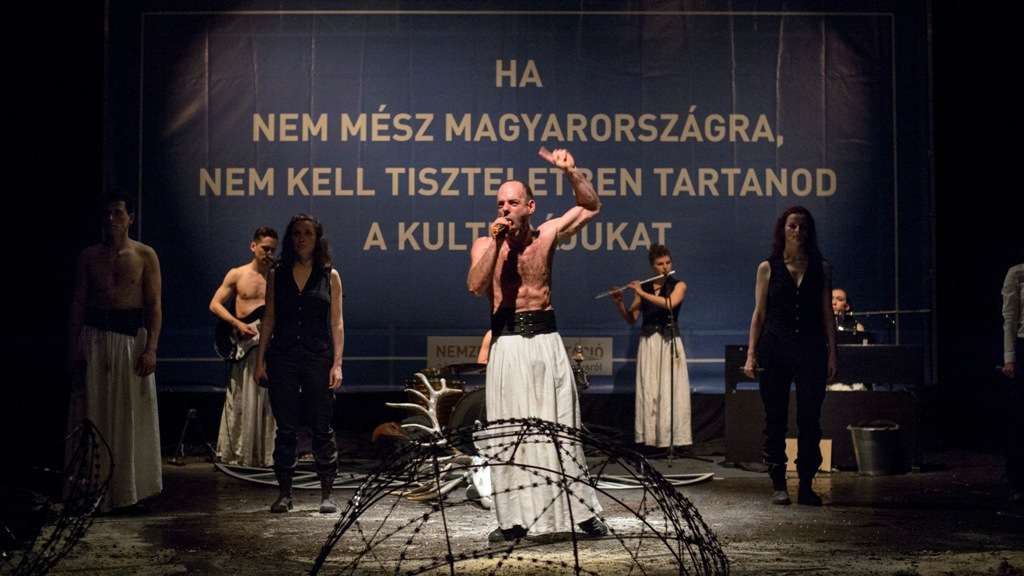 <span class="entry-title-primary">KDSZ: Magyar</span> <span class="entry-subtitle">Szabadka, Kosztolányi Dezső Színház, november 26. Kezdés: 19.30</span>