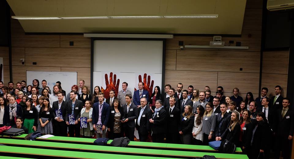 <span class="entry-title-primary">Folyamatos jelenlét és megújulni tudás</span> <span class="entry-subtitle">15. Vajdasági Magyar Tudományos Diákköri Konferencia </span>