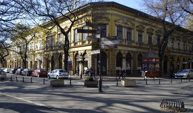 Ingyen cserélhet személyit, ha megváltozik a házszáma