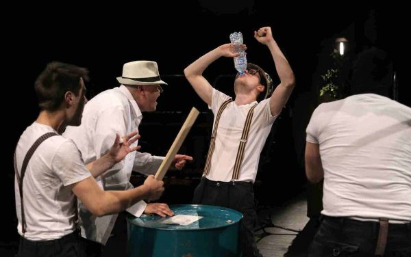 <span class="entry-title-primary">Népszínház: Rablók és gyilkosok</span> <span class="entry-subtitle">Szabadka, Népszínház, december 1. Kezdés: 19.00</span>