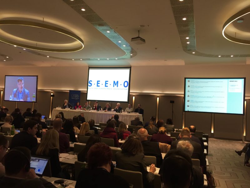 Több újságíró kivonult Vučić beszéde közben