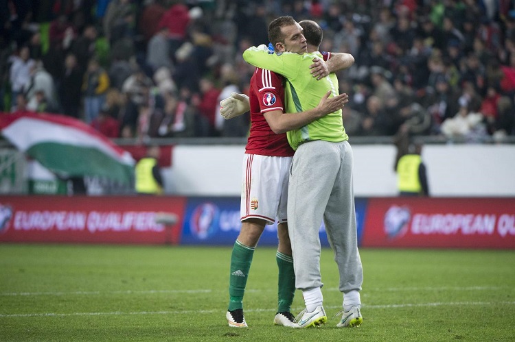 <span class="entry-title-primary">Öt újonc és kétgólos vereség Királyék búcsúmeccsén (VIDEÓVAL)</span> <span class="entry-subtitle">A szerb válogatott ukrajnai betlivel zárta az évet</span>