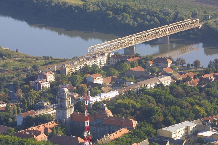 Fontos-e a kétnyelvűség a zentai önkormányzatban?