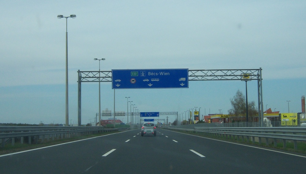 Németország után Ausztria is elismeri majd a szerbiai jogosítványt!