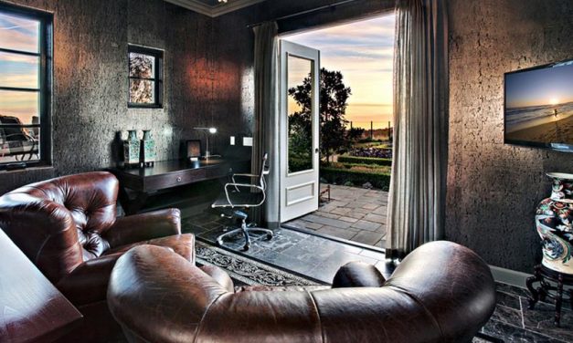 Bőrfotelből a világ