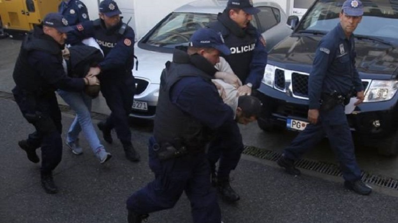 <span class="entry-title-primary">Moszkva állhat a montenegrói puccskísérlet mögött</span> <span class="entry-subtitle">A podgoricai államügyészség és a brit hatalmi körök is erre a megállapításra jutottak</span>