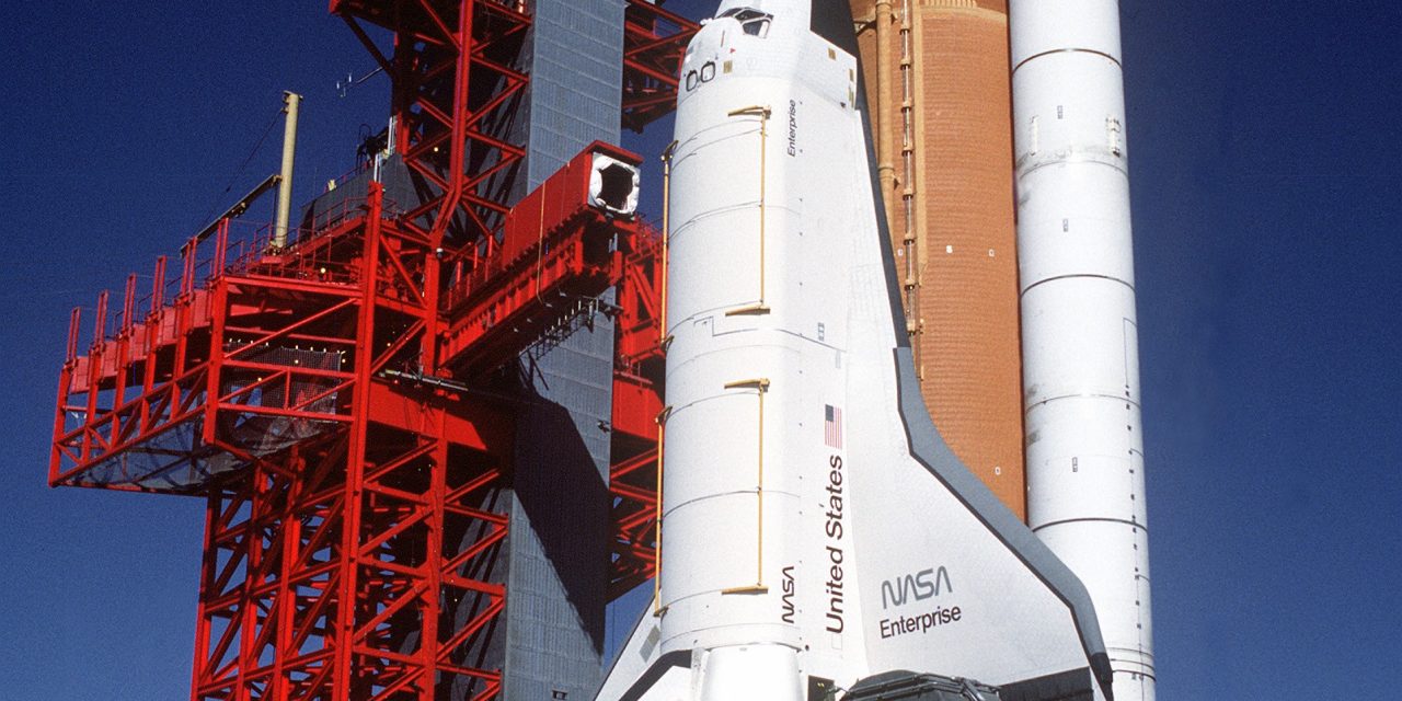 <span class="entry-title-primary">A nép szava: Átkeresztelték az űrrepülőt egy tévésorozat miatt</span> <span class="entry-subtitle">Negyven éve szállt fel az igazi Enterprise, ötven éve meg a tévébeli</span>