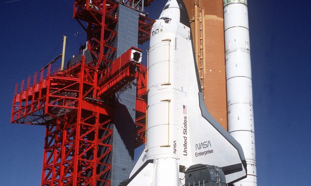 <span class="entry-title-primary">A nép szava: Átkeresztelték az űrrepülőt egy tévésorozat miatt</span> <span class="entry-subtitle">Negyven éve szállt fel az igazi Enterprise, ötven éve meg a tévébeli</span>