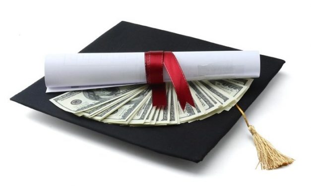 Lebukott egy hamis szerbiai diplomával rendelkező tanár Horvátországban