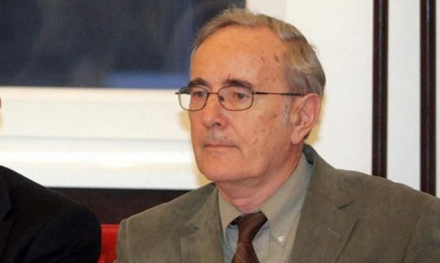 <span class="entry-title-primary">A háborús bűnökért az egyéni elkövetőknek kell felelniük</span> <span class="entry-subtitle">Dr. Várady Tibor szerint inkább politikai háttere van a Szarajevó által kilátásba helyezett perújrafelvételnek, amelyben Szerbiát népirtással vádolják</span>