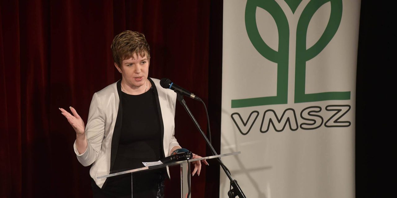 Kovács Elvira: Vučićra kell szavazni