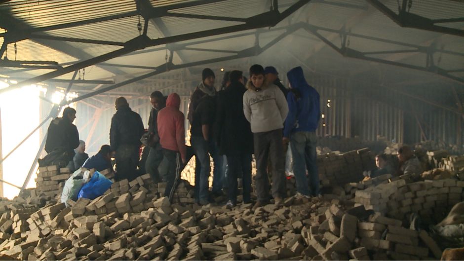 Szabadka – Lebontják a migránsok legfőbb gyülekezőhelyét