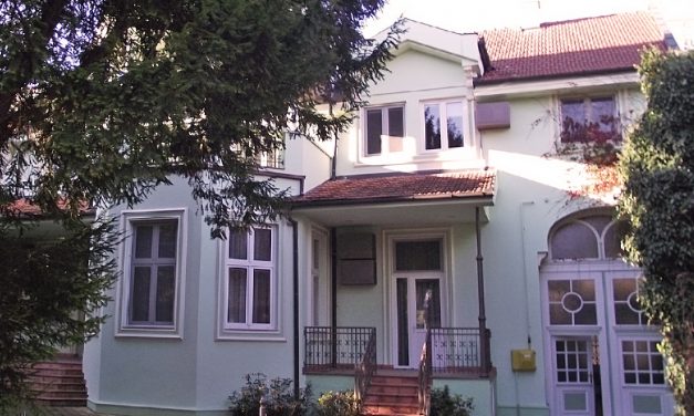 Az anyaországot is érdekli az 1,2 milliós székház ügye