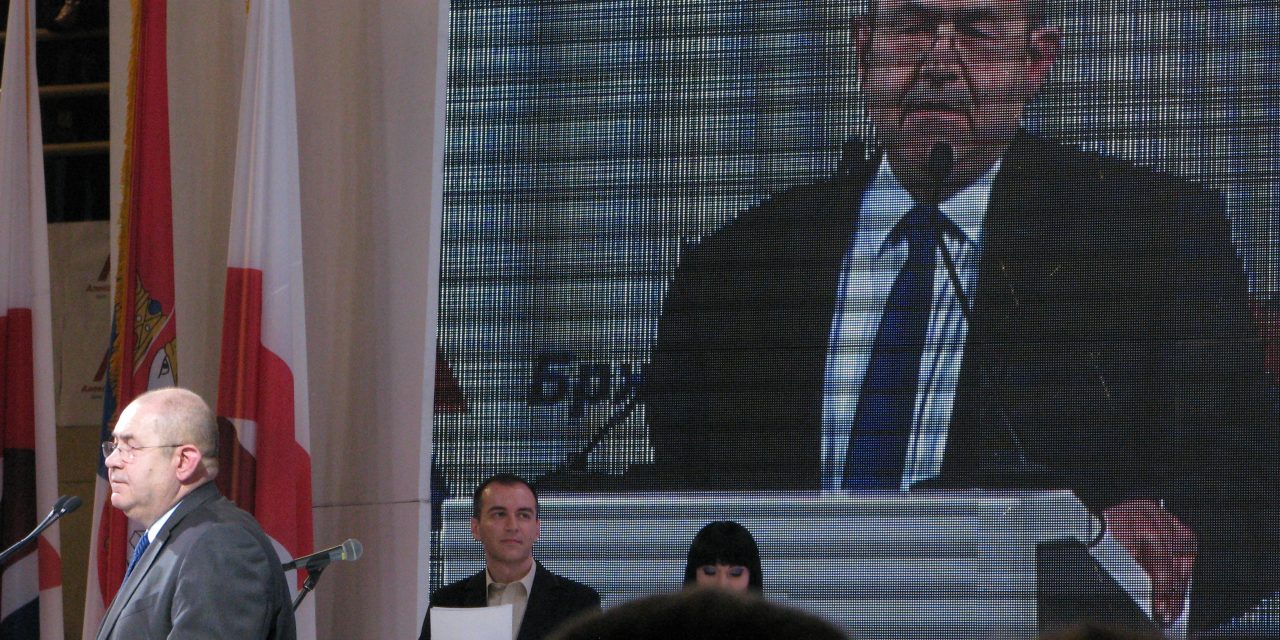 <span class="entry-title-primary">Kossuth és Petőfi forog a sírjában</span> <span class="entry-subtitle">Az alárendelt szerep azoknak jutott, akik vajdasági magyarként Vučićot éltették</span>