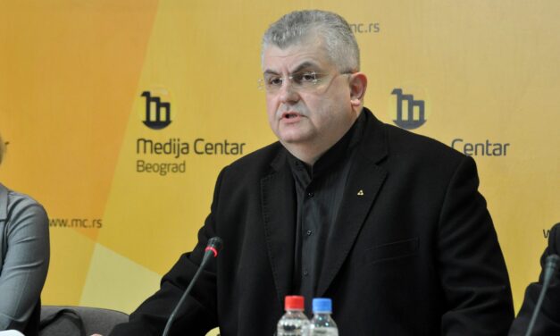 Čanak: Kész vagyok elismerni, hogy Koszovó nem Szerbia