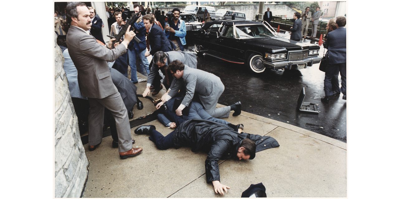 <span class="entry-title-primary">„Ma, elnök úr, mindannyian republikánusok vagyunk”</span> <span class="entry-subtitle">A Taxisofőr kergette az őrületbe a merénylőt</span>