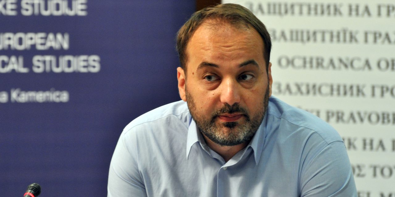 <span class="entry-title-primary">Kiállnak Saša Janković mellett – Vučić ellenében</span> <span class="entry-subtitle">A VMDK sem támogatja a „hatalmi koalíció sötét múltú jelöltjét”</span>