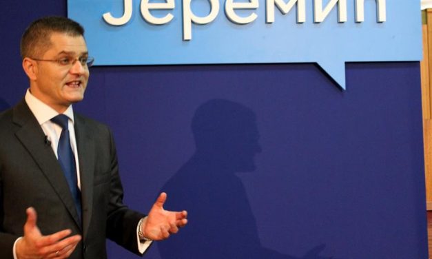 Jeremić beperli az Informert