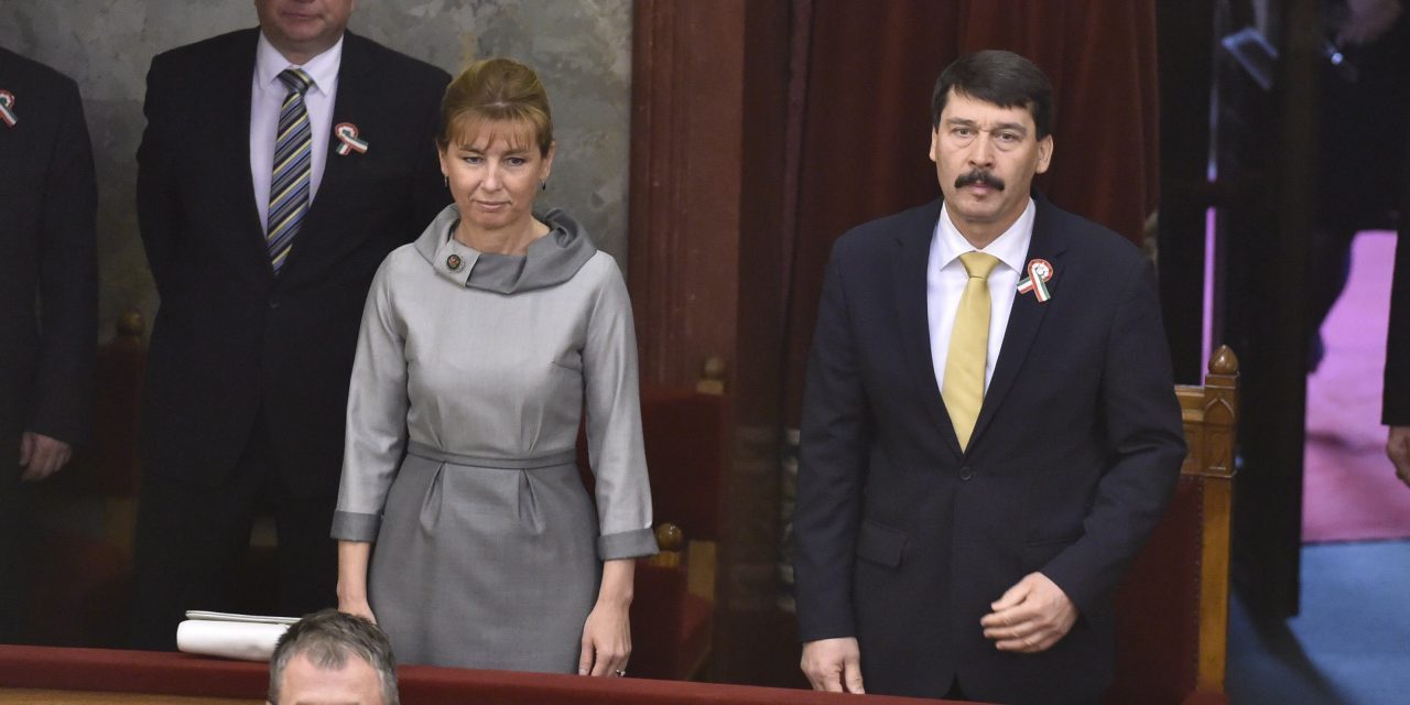 <span class="entry-title-primary">Újraválasztották Áder Jánost</span> <span class="entry-subtitle">A parlamentben elmondott beszédében hosszan értekezett Tomislav Nikolićról és a magyar-szerb barátságról is</span>