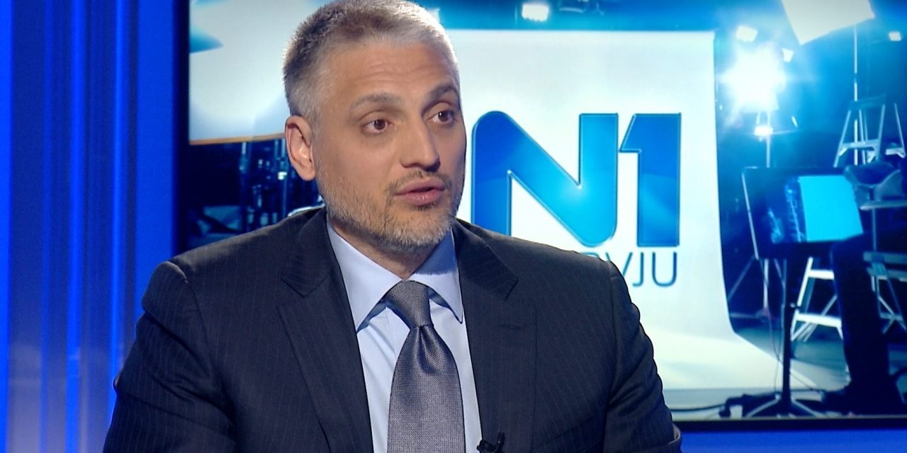 Jovanović: Jankovićra szavazok; Janković: Kérlek, ne!