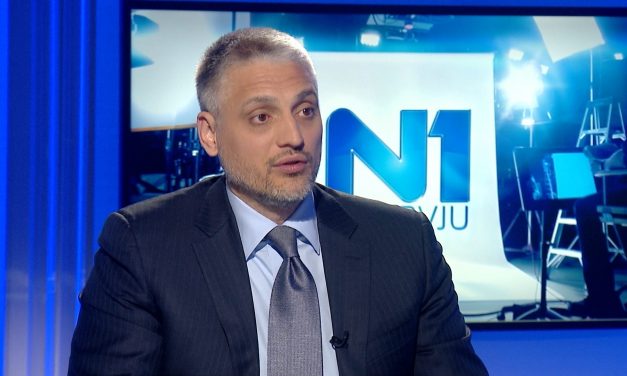 Jovanović: Jankovićra szavazok; Janković: Kérlek, ne!